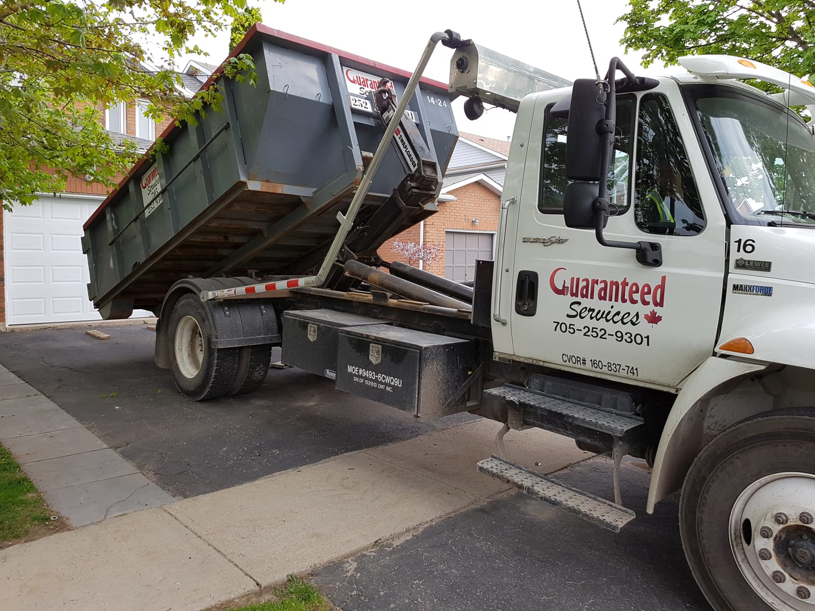 Roll Off Dumpsters in Elmvale, Ontario