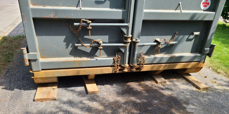 Open-Top Roll-Off Dumpsters in Bayshore Estates, Ontario